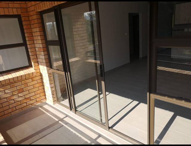 3 BEDROOM APARTMENT TO LET IN PRESTBURY